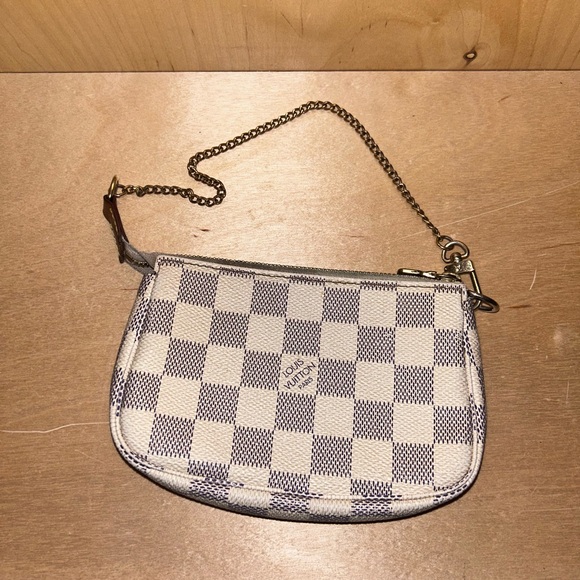 Louis Vuitton White and Blue Checkered Women's Bag - Picture 3 of 10